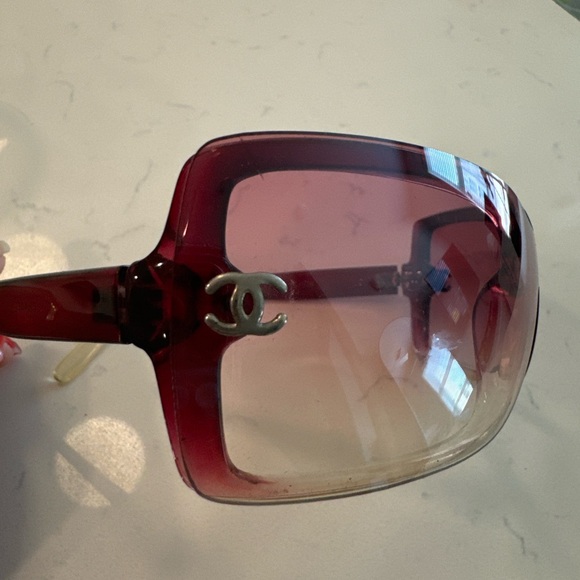 Vintage Chanel Rimless Sunglasses - Picture 4 of 5